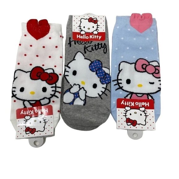 Sanrio Accessories - Sanrio Hello Kitty 3 Pack Ankle Socks